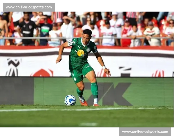 费内巴切询价安古伊萨,那不勒斯坚守 3000 万欧标价 费内巴切询价安古伊萨,那不勒斯坚守 3000 万欧标价